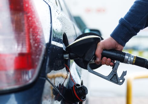 How Do Fuel Cards Work For Employees?
