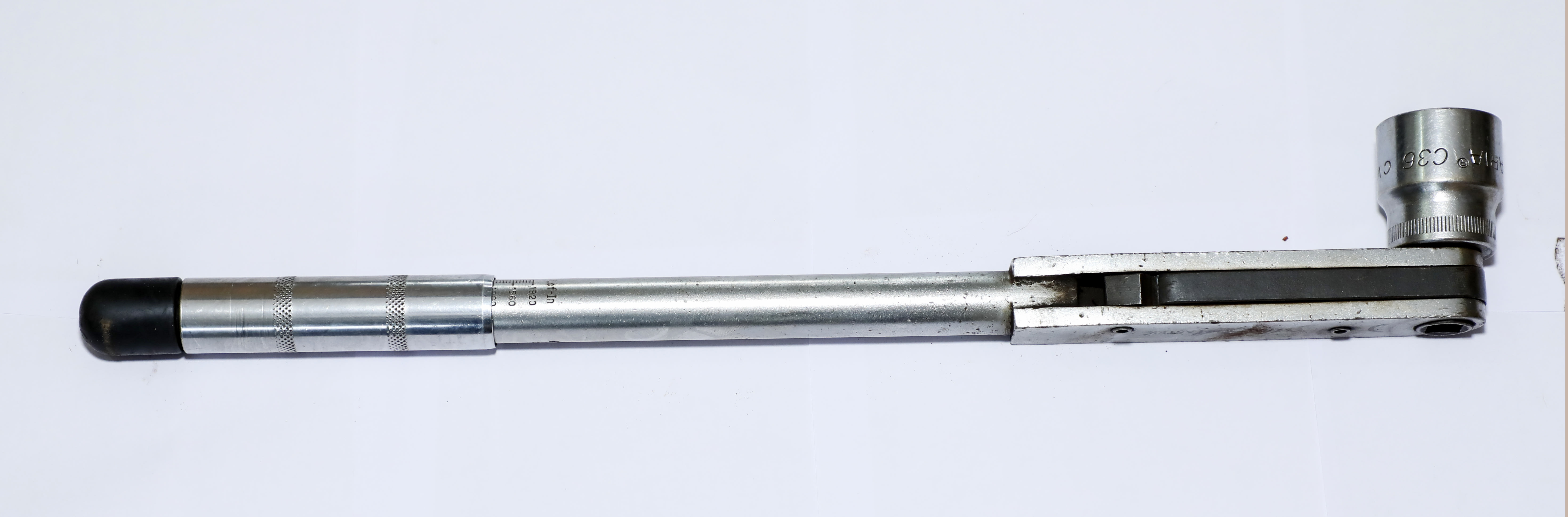 Calibrated torque wrench