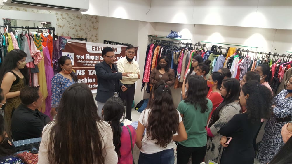 Fashion Exhibition Briefing