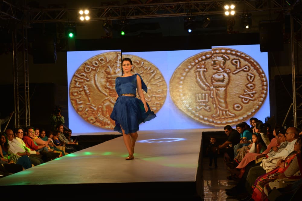 Heritage Coin-Themed Ramp Walk