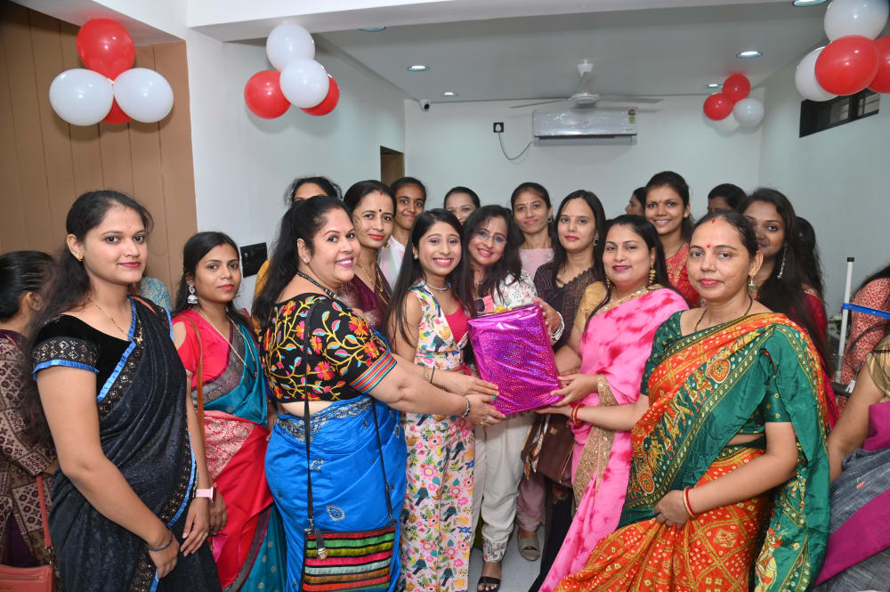 Family & Friends Group Photo