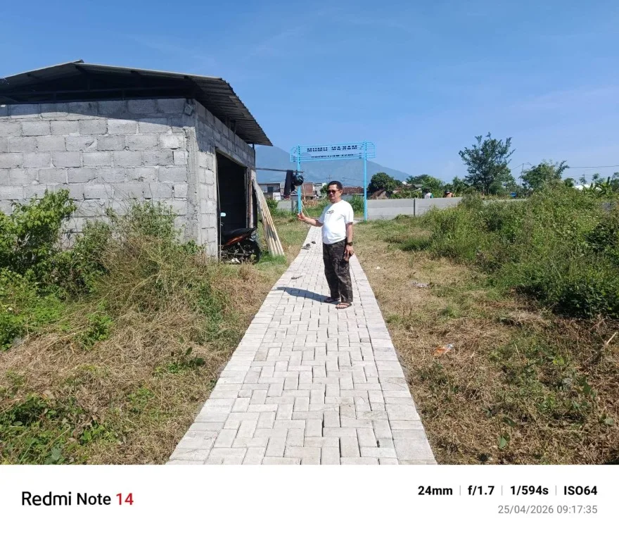 Pavingisasi Makam Umum Desa Martopuro