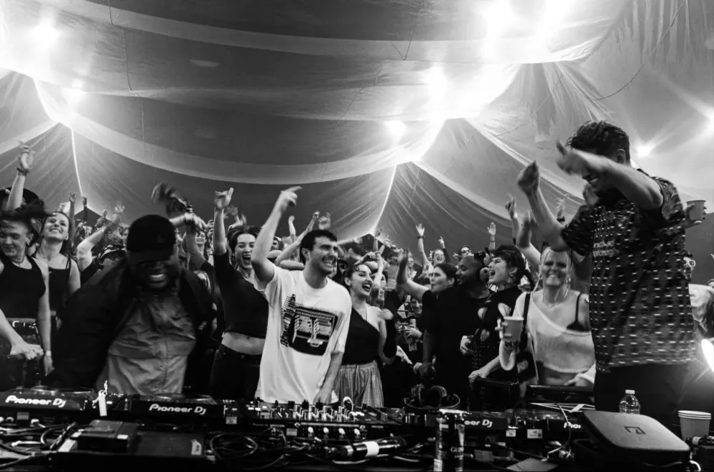 dancetoday's 2025 Album of the Year: Fred again.. – USB002