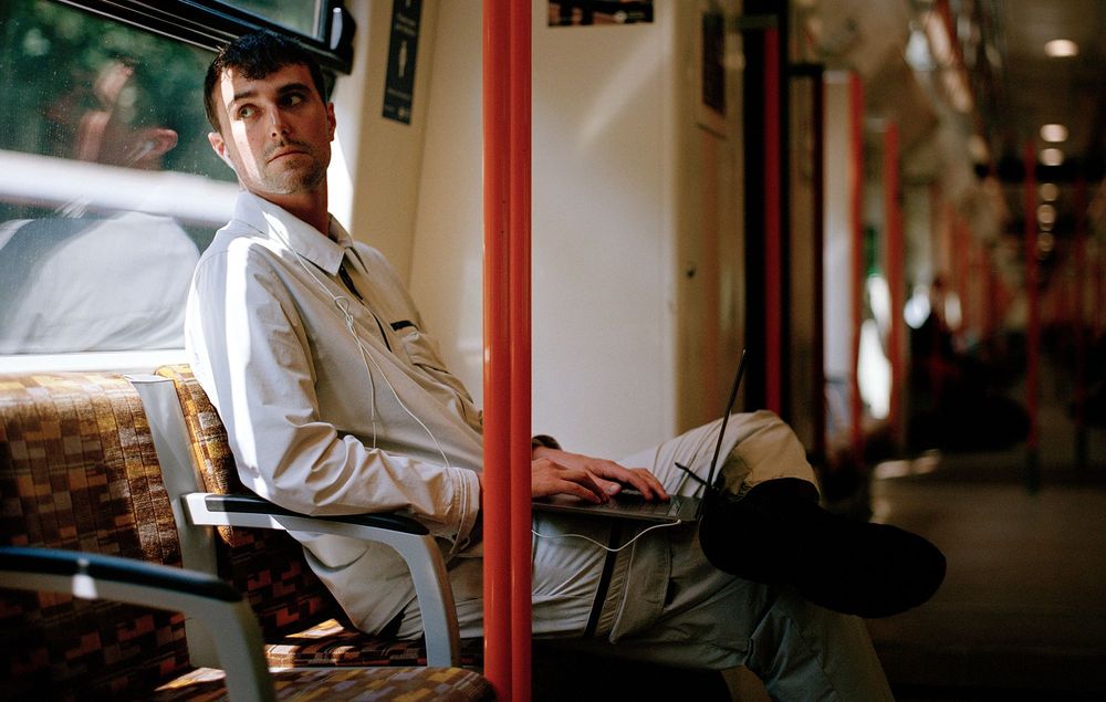 Why Fred again.. Wants Producers to Simplify Their Workflow