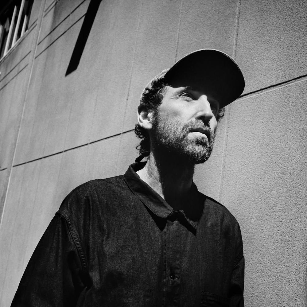 Μετά το Κράνος: Ο Thomas Bangalter Επιστρέφει στο Προσκήνιο.