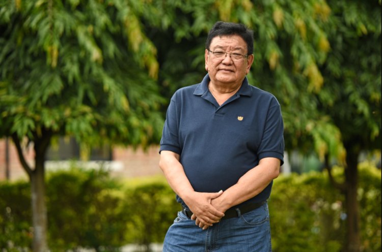Lighting the Darkness: The Life and Legacy of Dr. Sanduk Ruit.