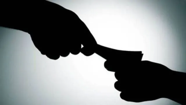 CBI Arrests CGST Superintendent and Advocate in ₹1 Lakh Bribery Case in Uttar Pradesh. 