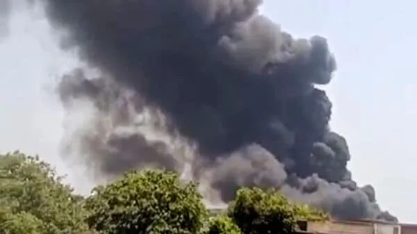 Air India Flight AI 171 Crashes Near Ahmedabad Airport: Investigation Underway, 232 Onboard. 