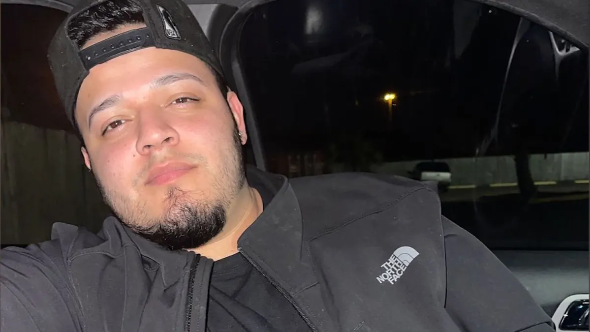 Kilmar Ábrego García pleads not guilty in human trafficking case