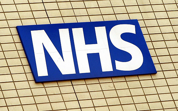 NHS to Roll Out Lung Cancer Screening for Smokers Nationwide