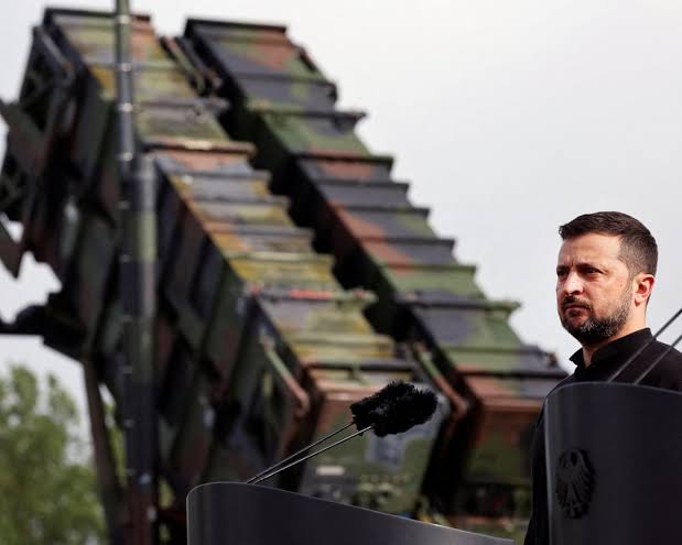 Ukraine Fears Escalation as U.S. Halts Key Weapons Shipments