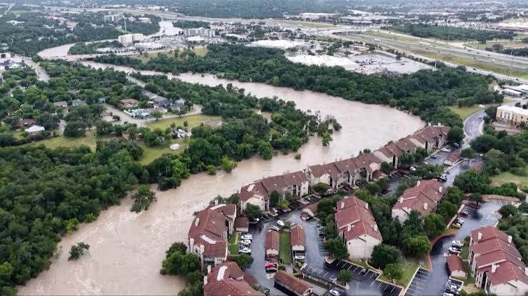 Drone Reveals Catastrophe: San Gabriel River Floods Texas Town