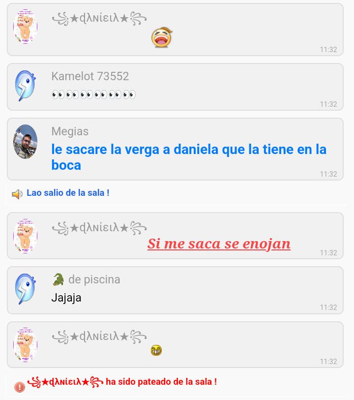 Daniela siendo pateada por megias