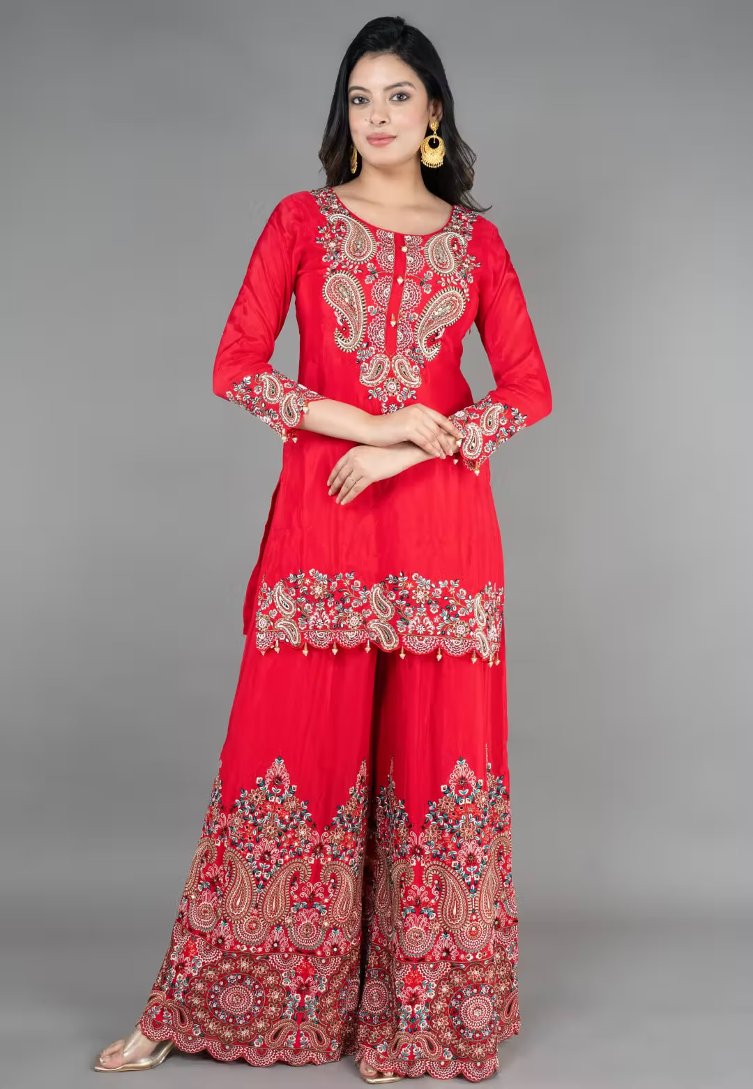 Red Straight Suit With Sarara