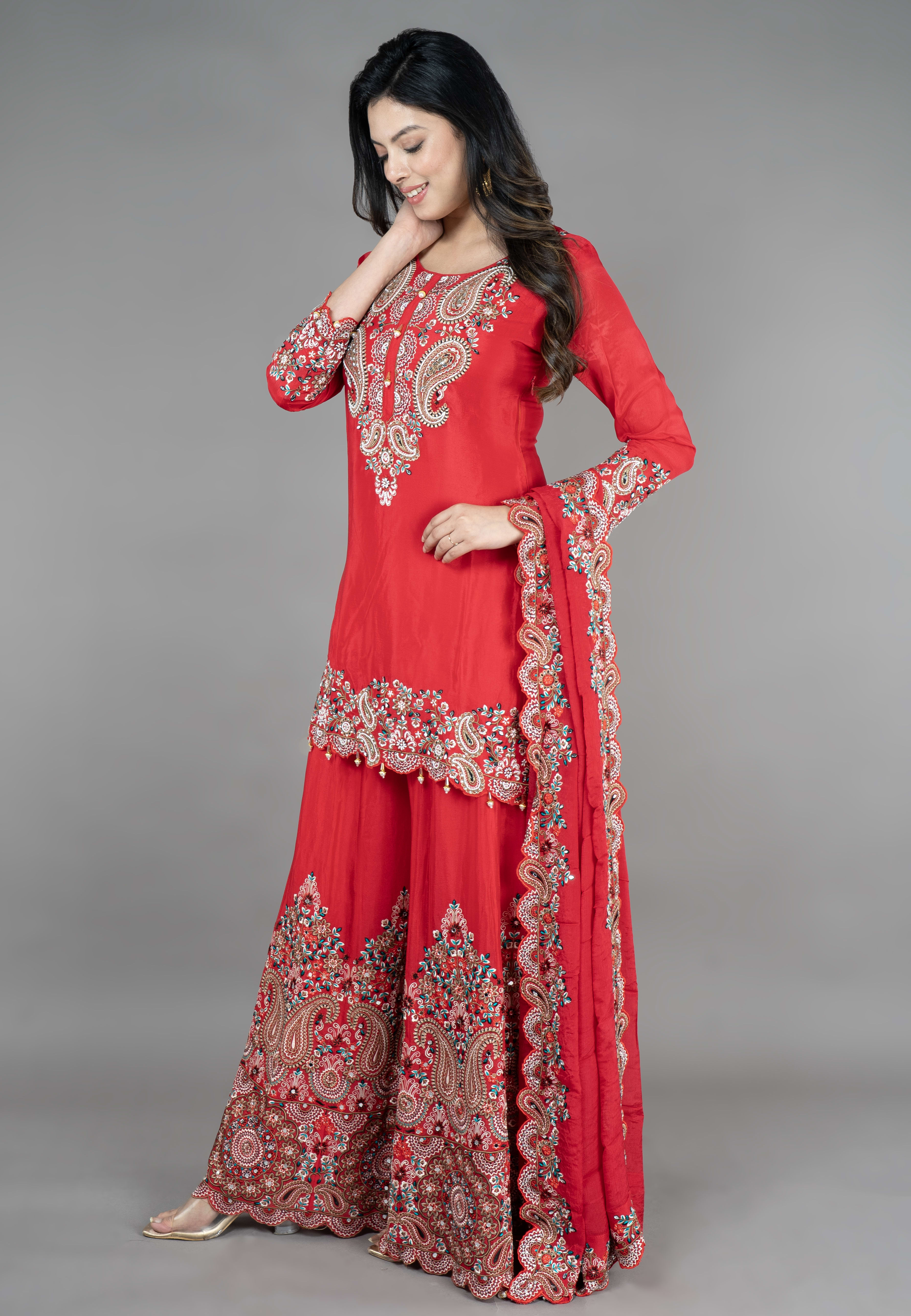Red Straight Suit With Sarara