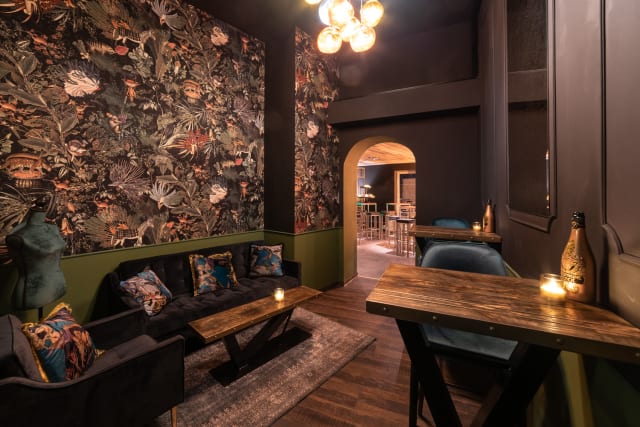 Obrázek 13 v galerii INTERIÉRY