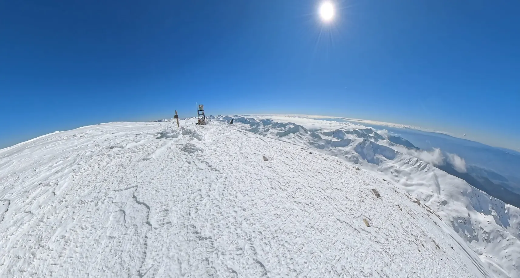 Peak Vihren in winter - classic route from Shiligarnika