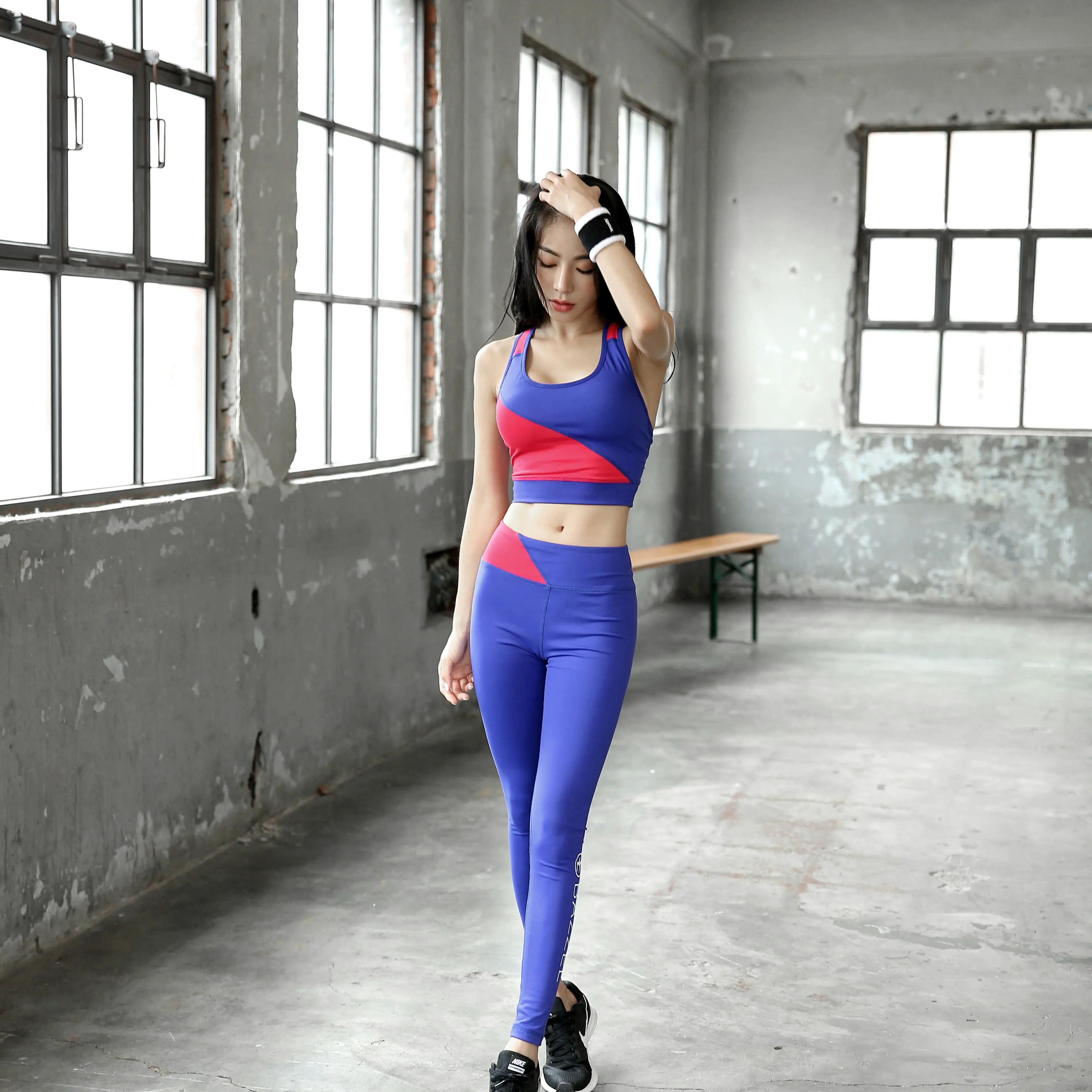 Trendy Blue Leggings