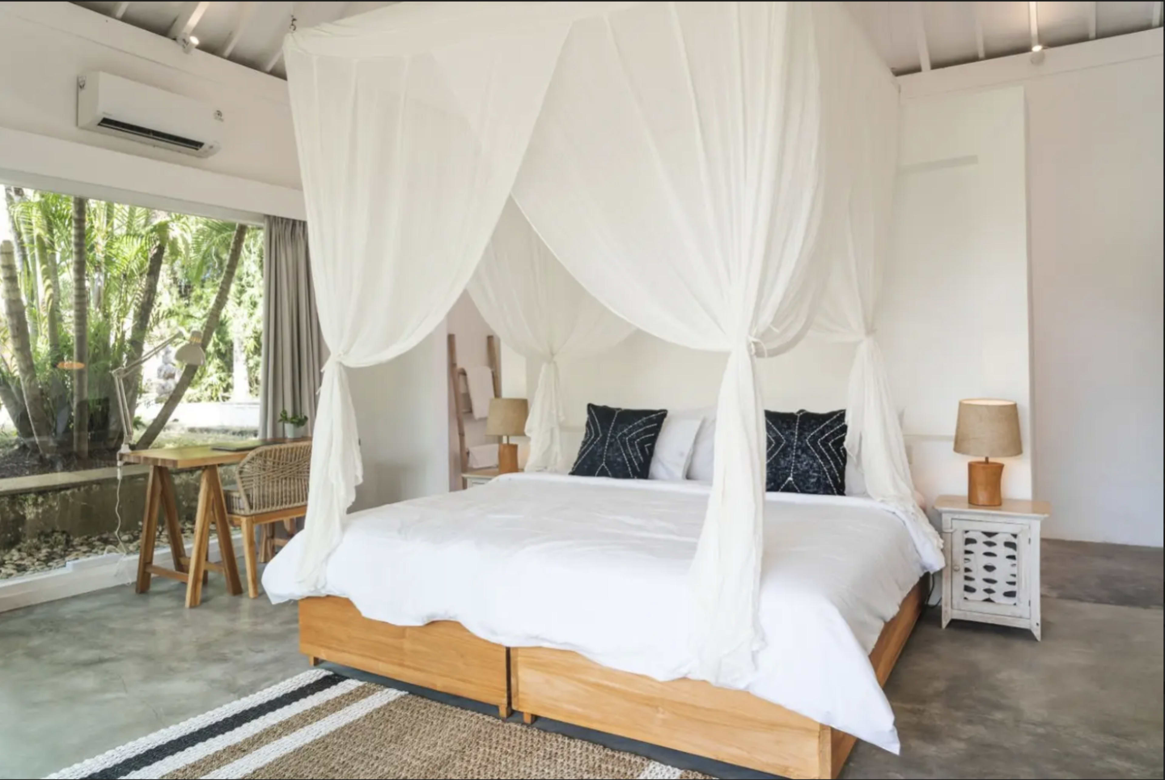OUTSITE - Bali - Pererenan 