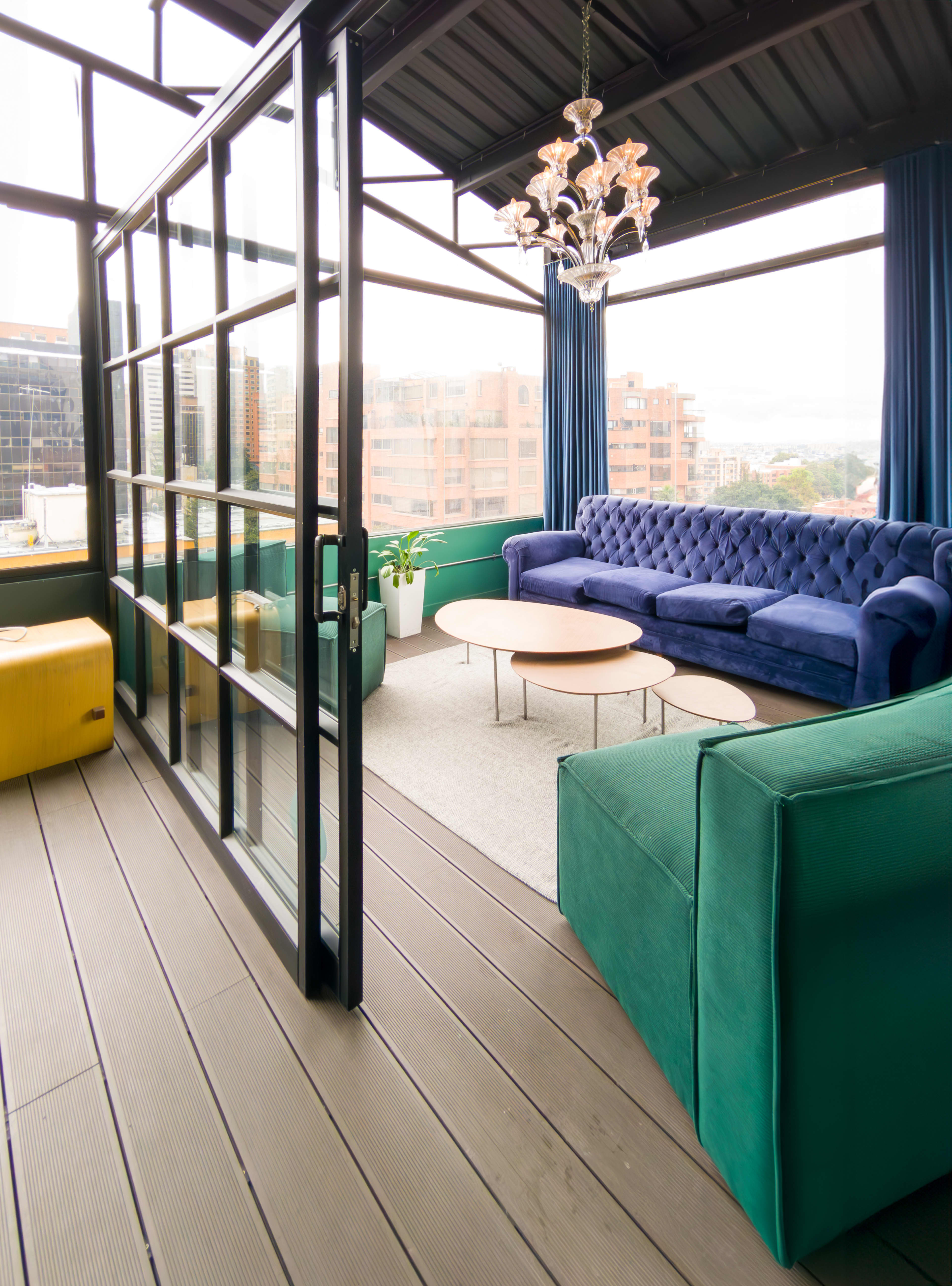 Plura Coliving Nogal - Walnut