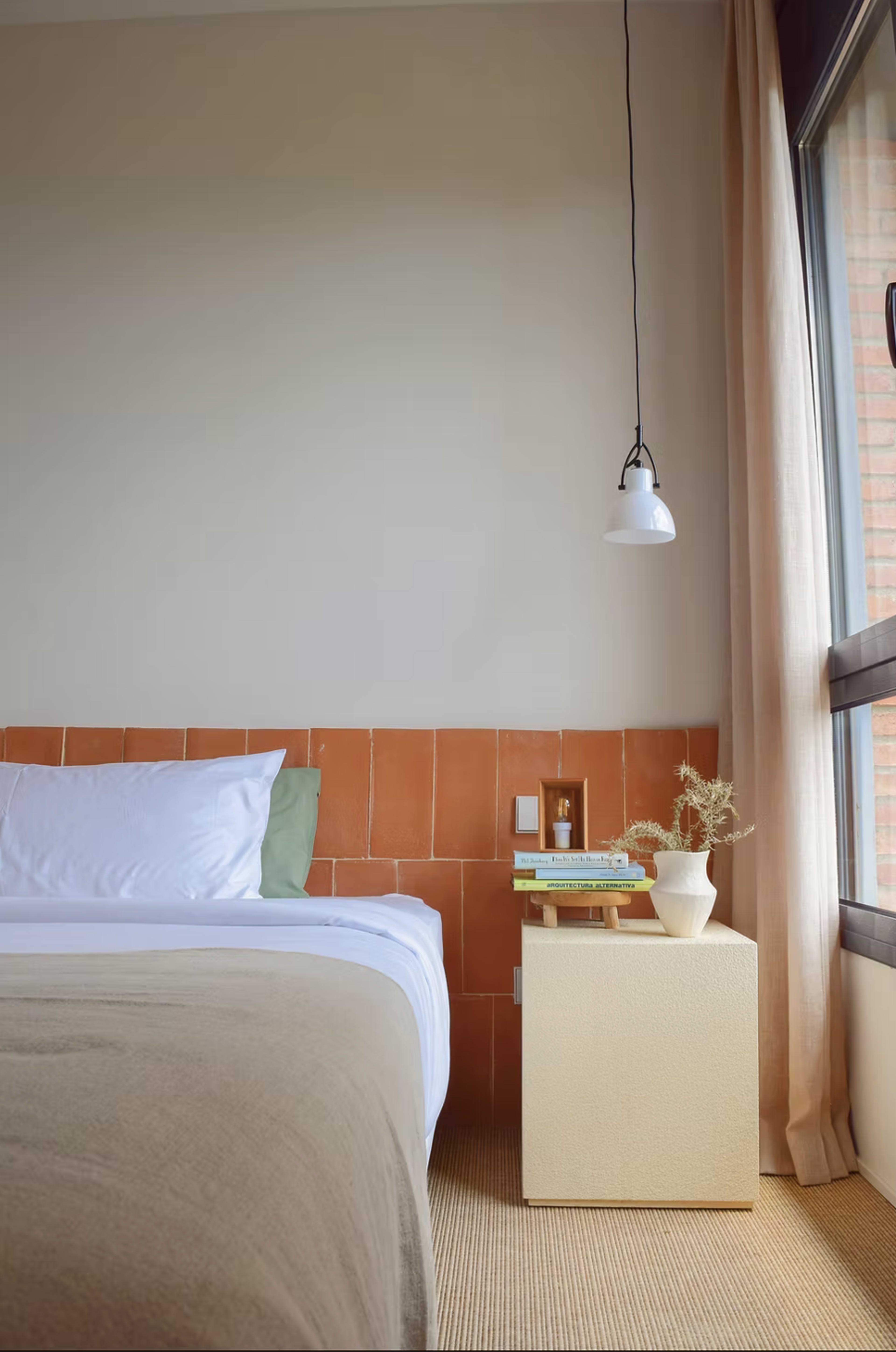 Circles House Coliving - Queen Suite + Sea & City View