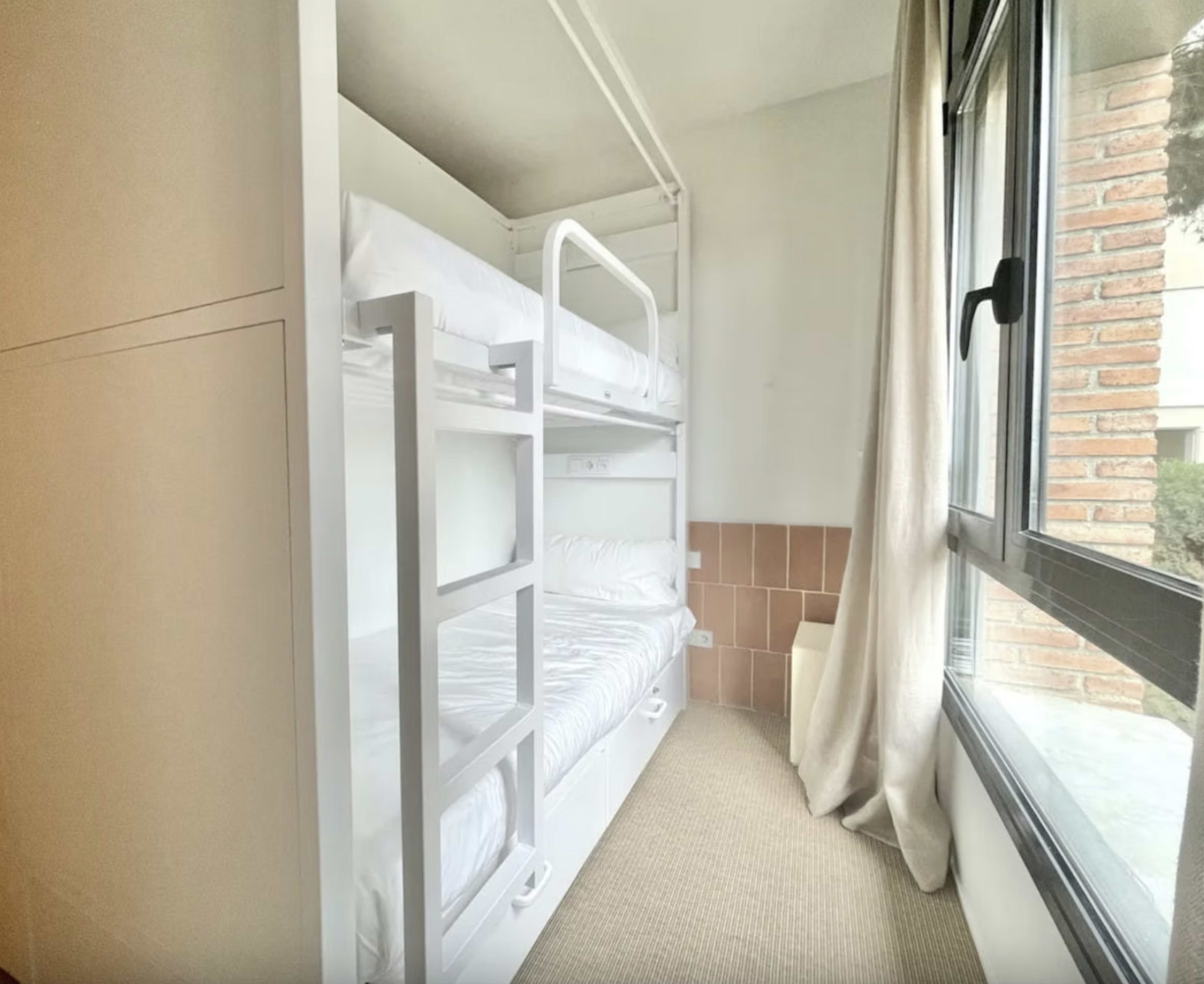 Copy of Circles House Coliving - 4 Bed Shared Suite + Sea & City View