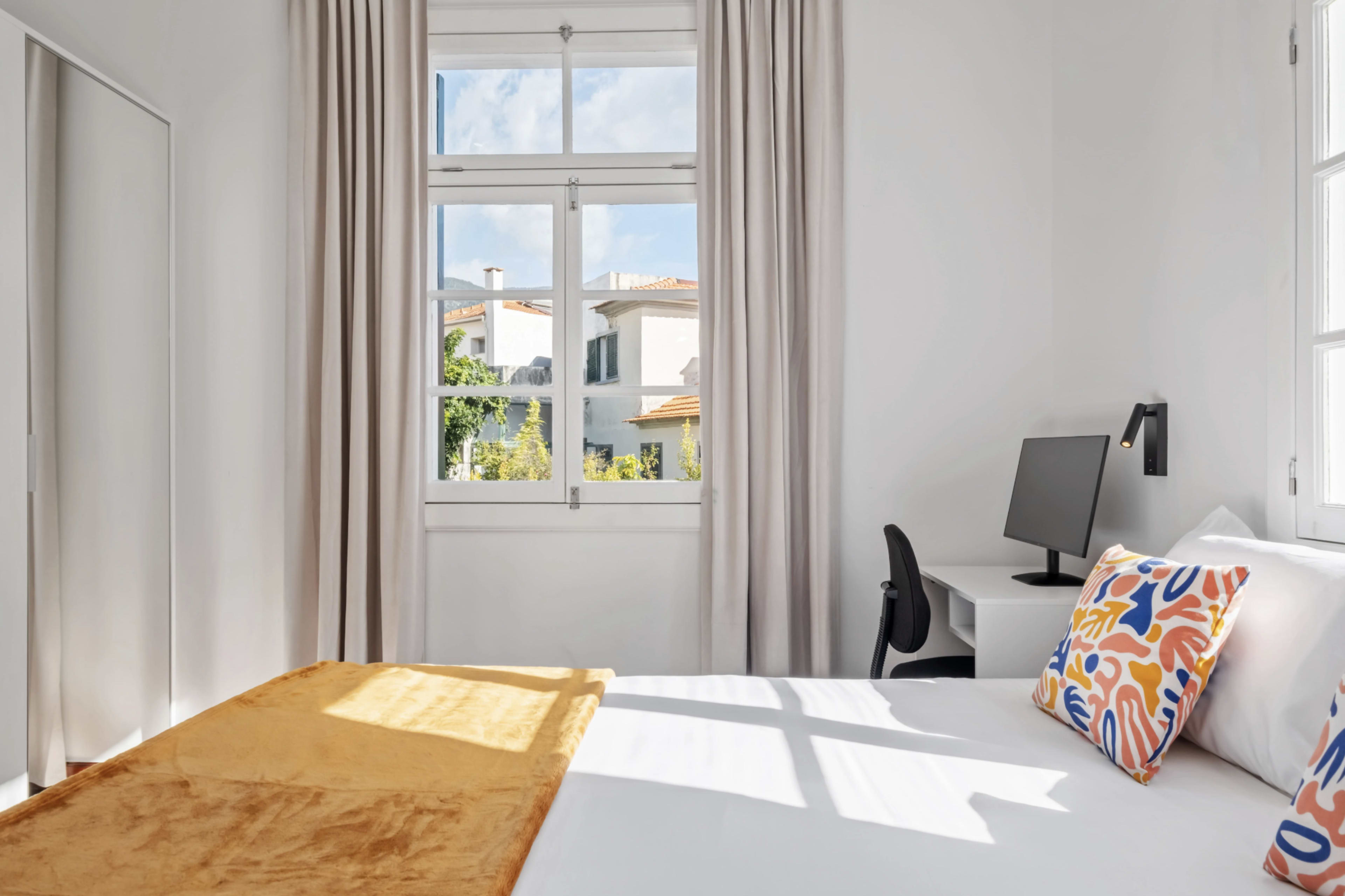 Madeira Remote Casa do Pico Coliving