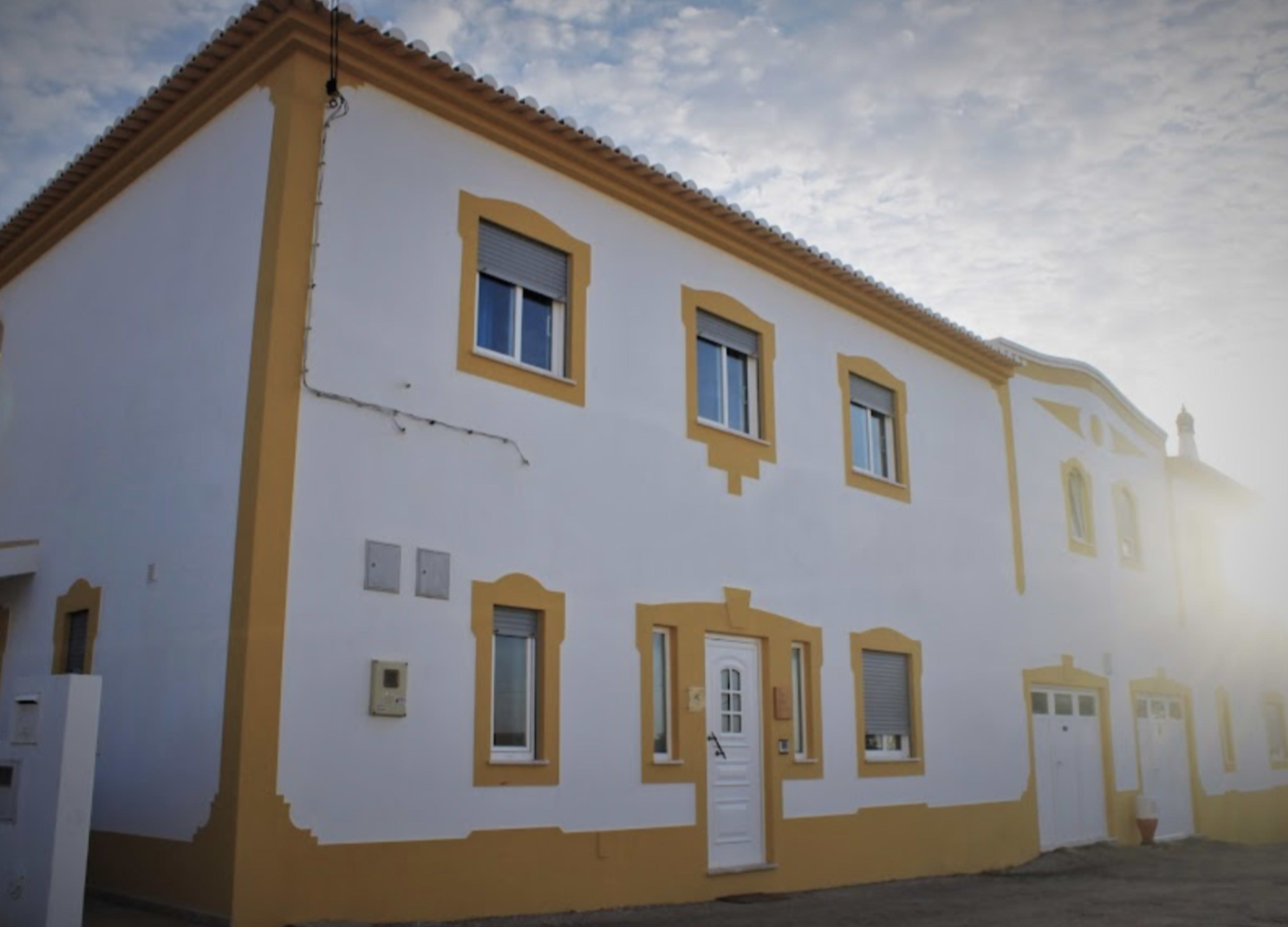 Local Guesthouse Coliving