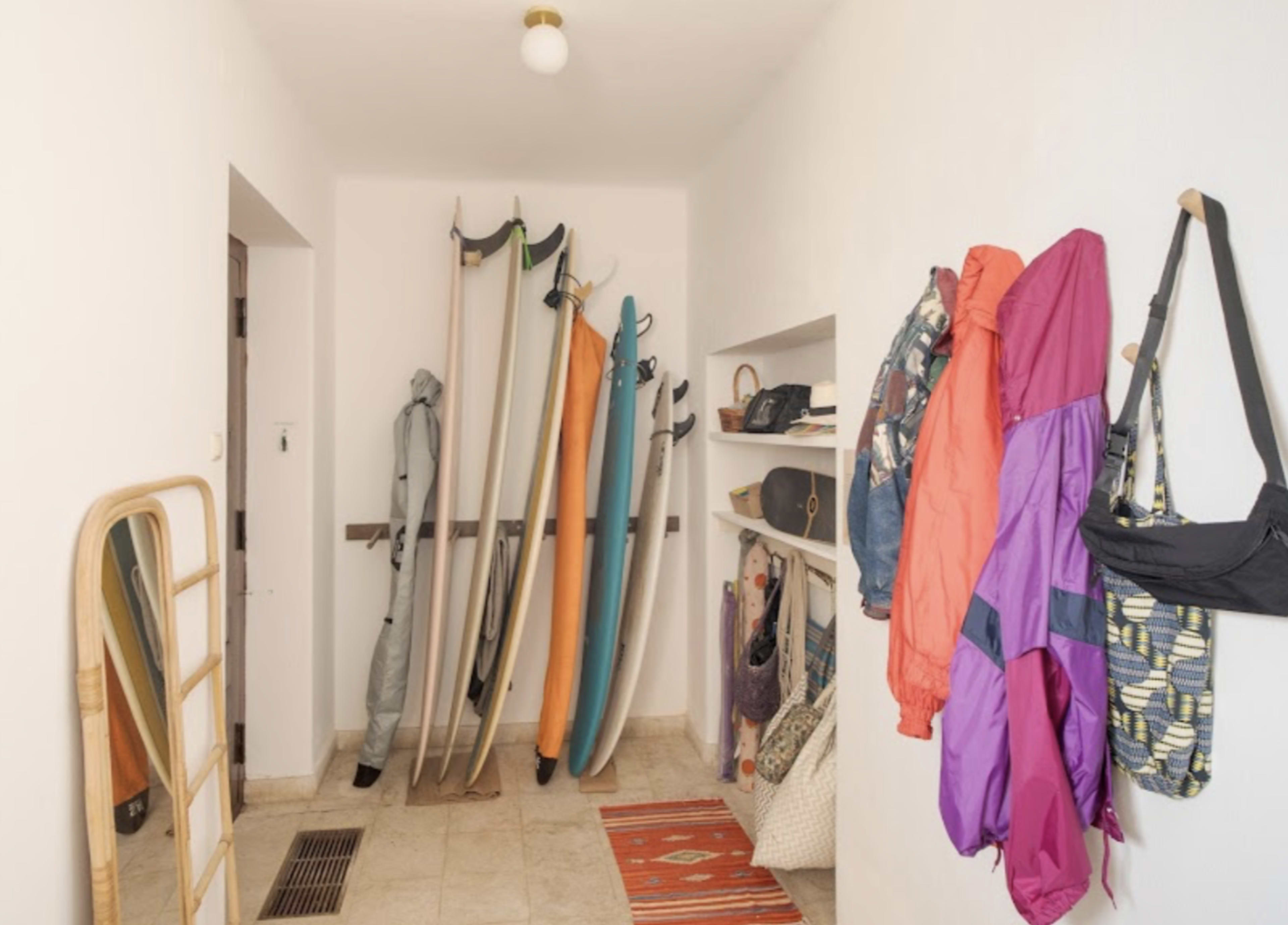 ArtistResidency - Manas Slowliving