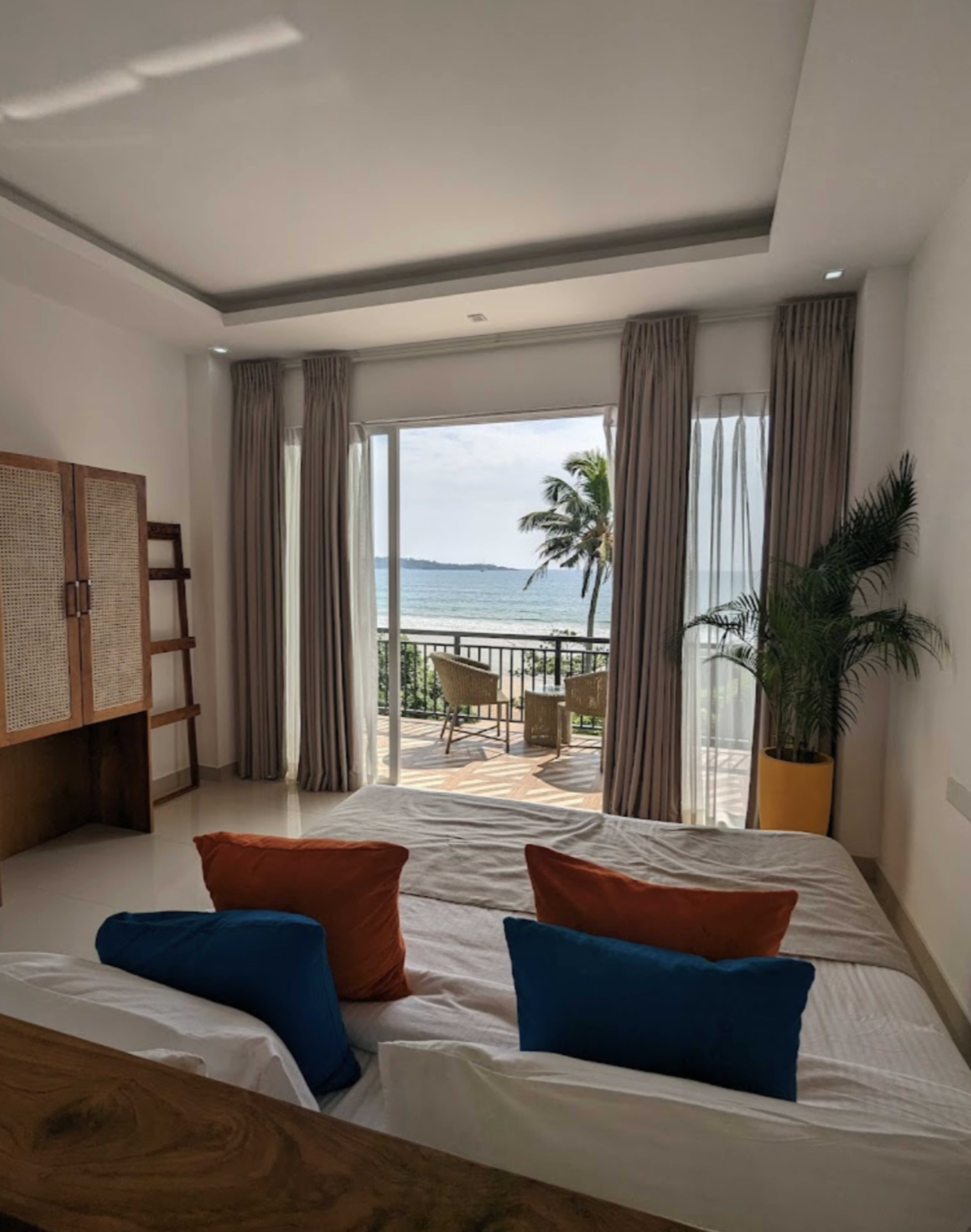 OutPost Coliving — Weligama