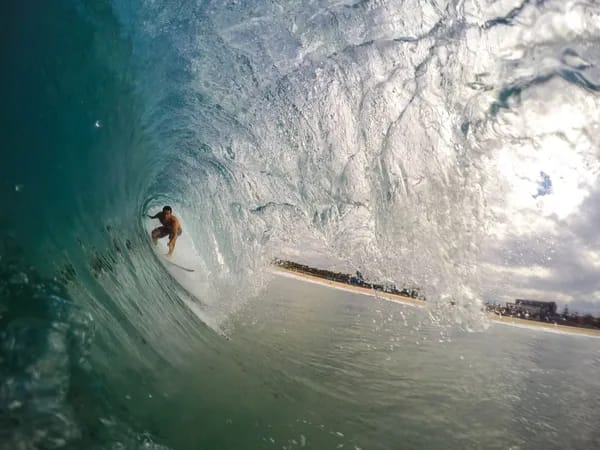 Surfing in Sri Lanka