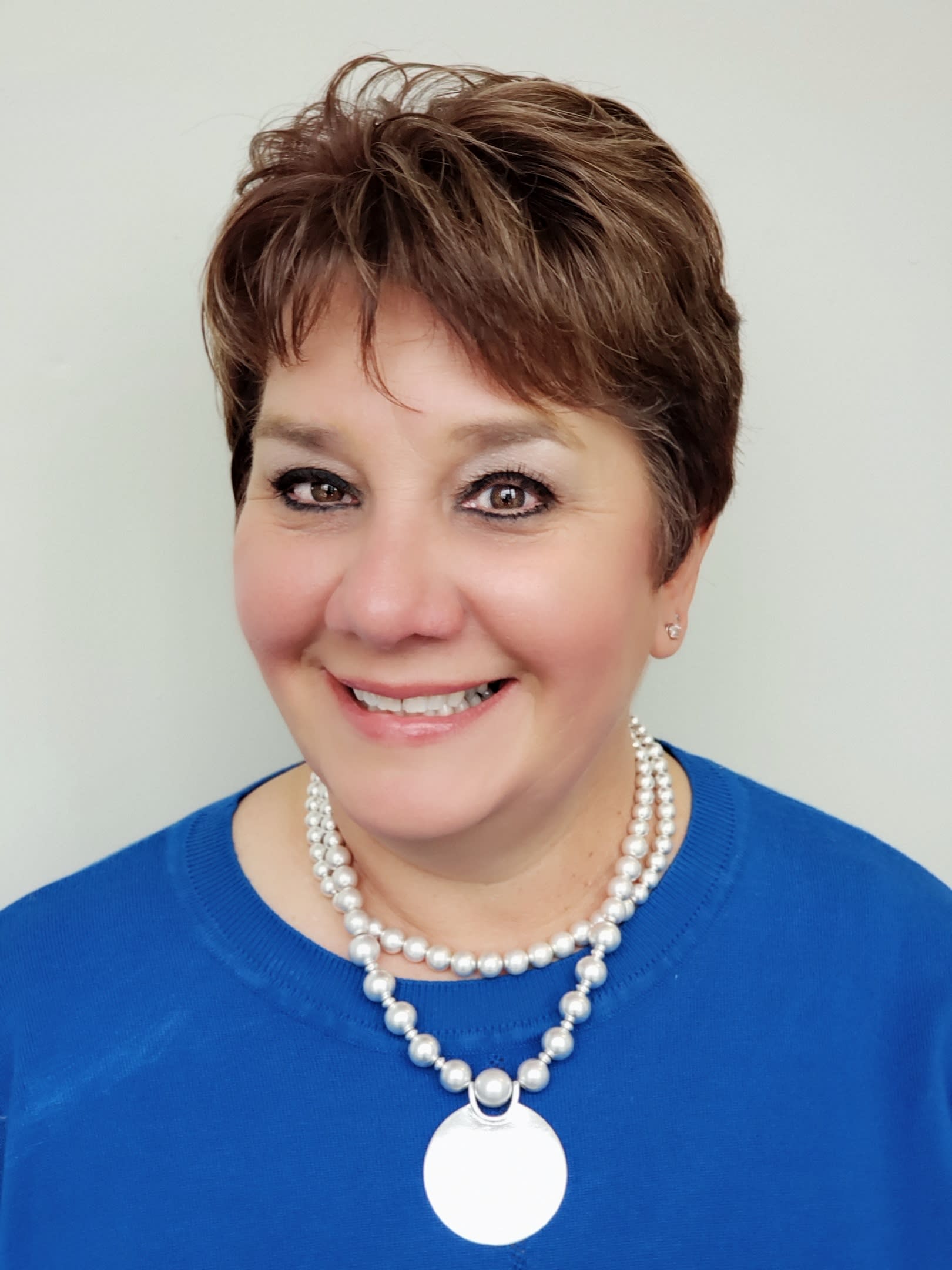 PaulaMartinPres_v9qipe