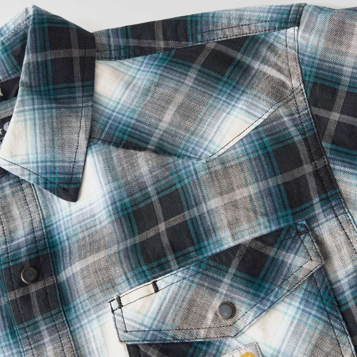 107016_N04_AV 107016_N04_AV