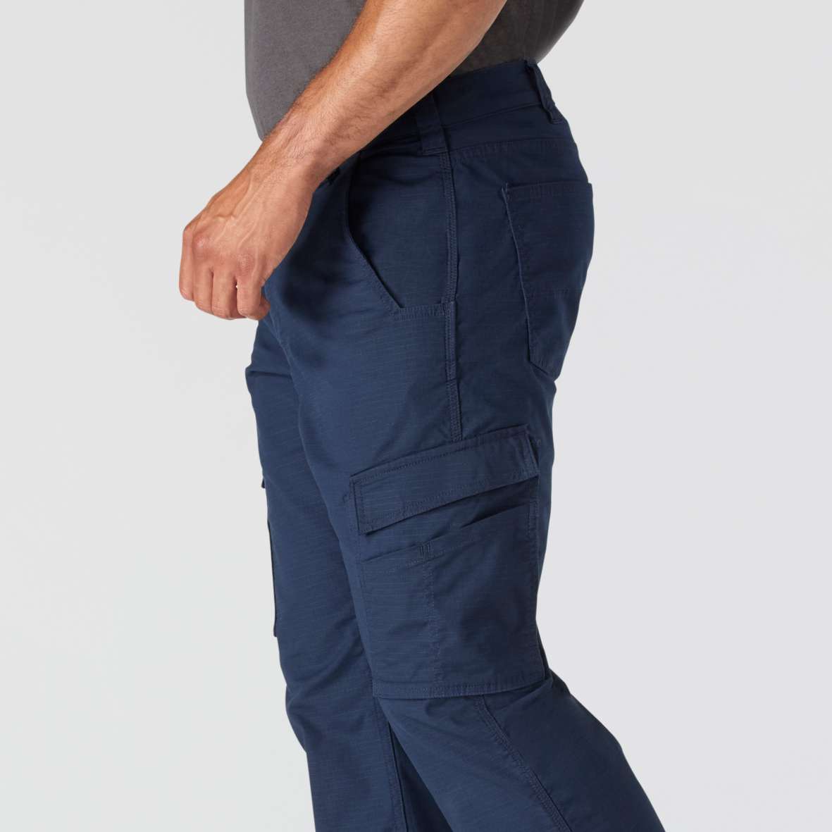 מכנס קארגו Carhartt במבנה ארגונומי לנוחות