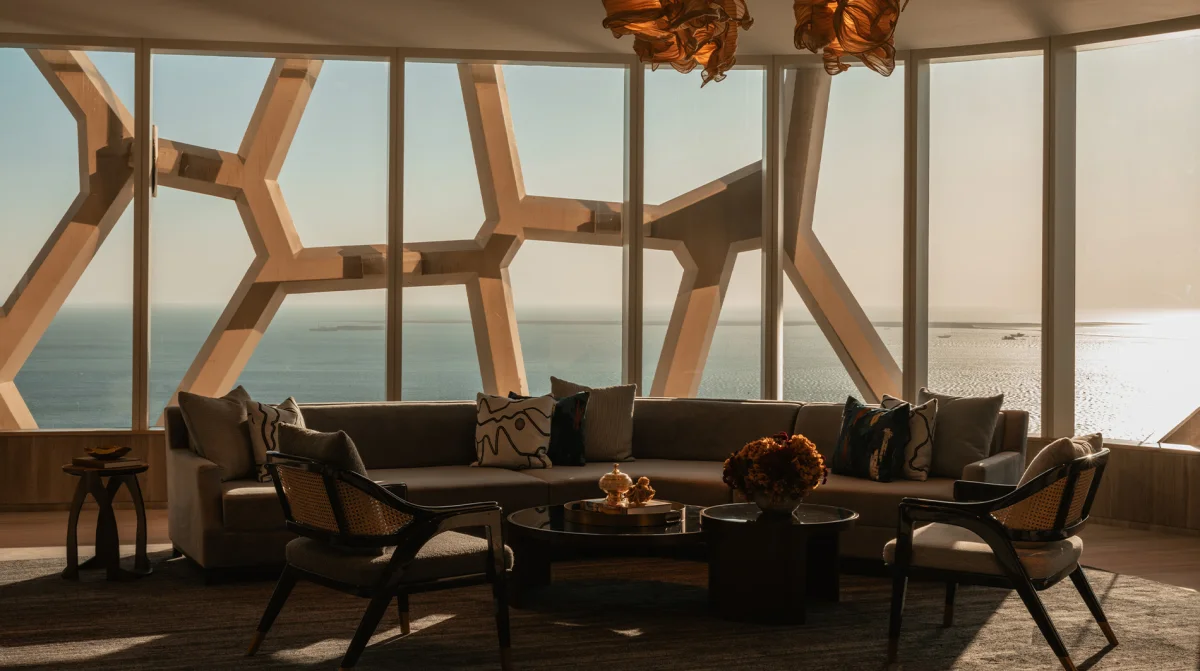 Rosewood Doha piano lounge Qatar luxury hotel