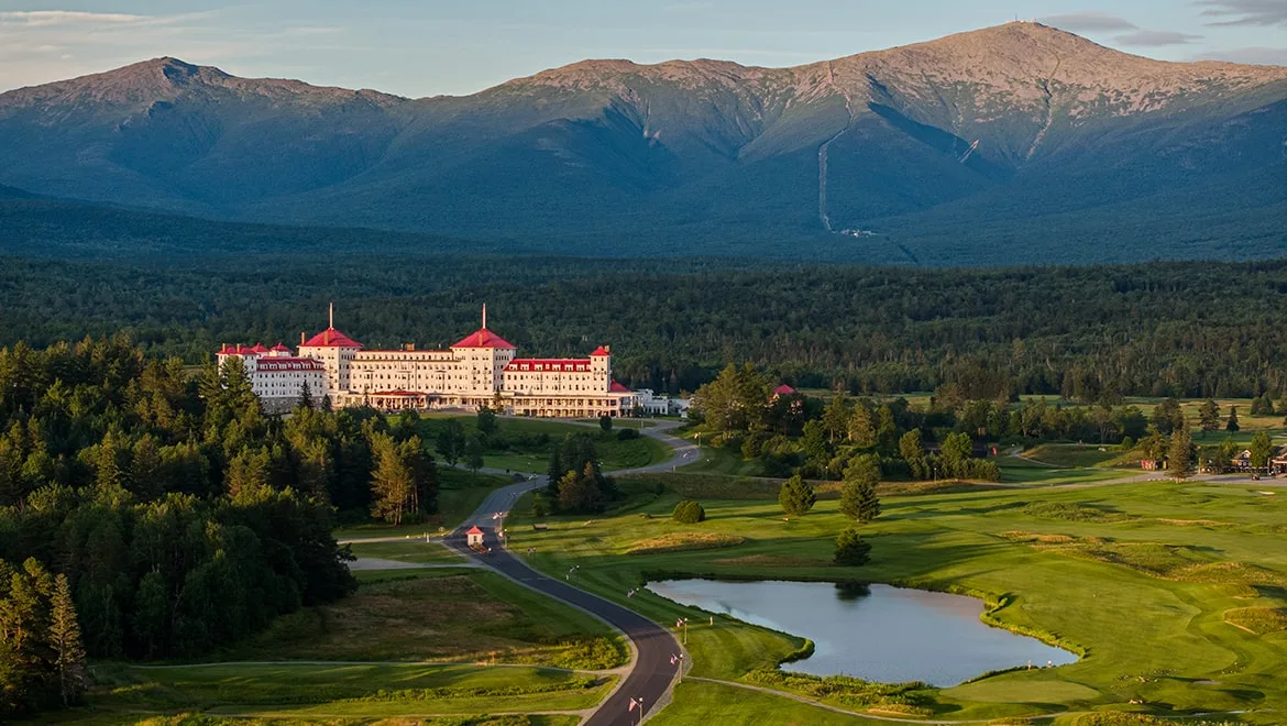 Omni Mount Washington Resort in Bretton Woods, New Hampshire, with Mount Washington and the White Mountains behind it