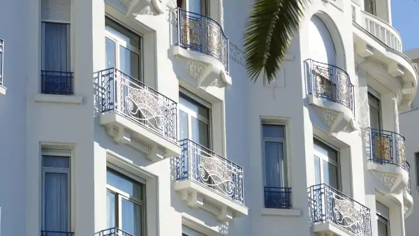 The Art Deco facade of Hotel Martinez in Cannes, one of the best Art Deco hotels in the world