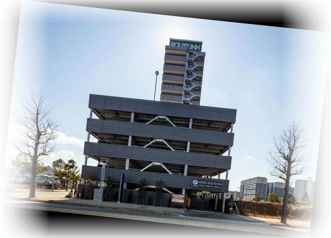 호텔_루트_인_치바_뉴타운_츄오에키마에_나리타_에어포트_엑세스라인_주차장