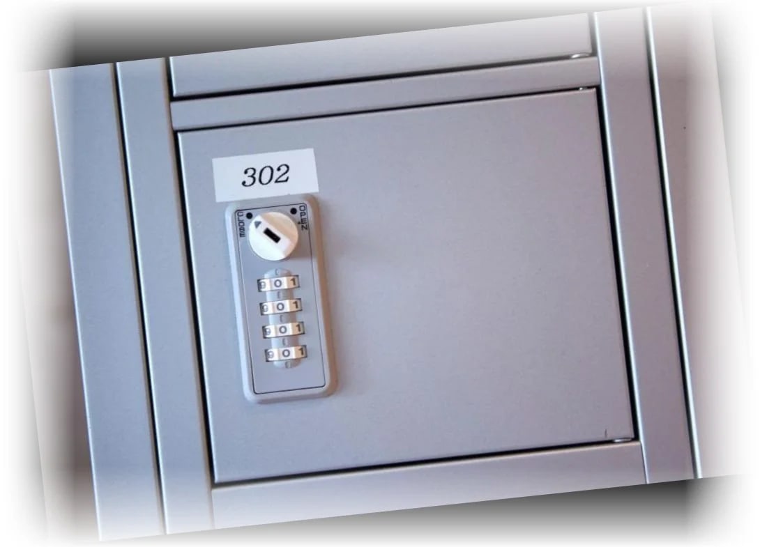 시크릿_하우스_마키시_출입구