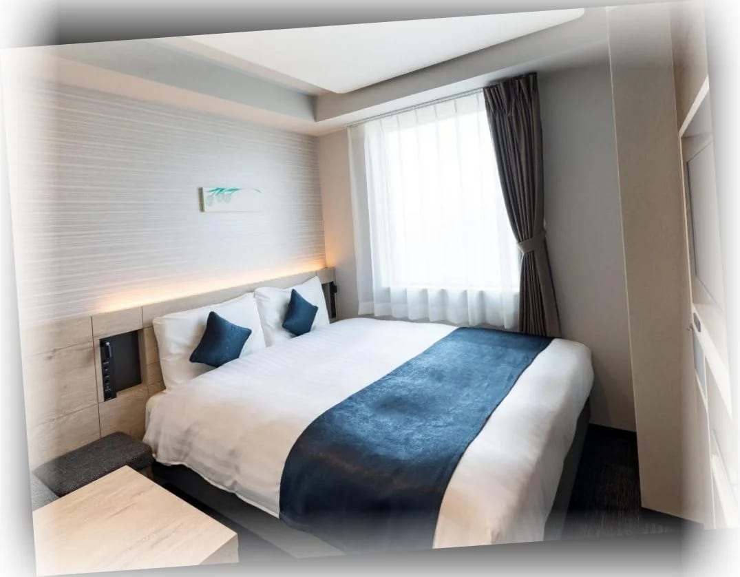 컴포트_호텔_나고야_신칸센구치_룸_(퀸베드,_금연)_-_침대