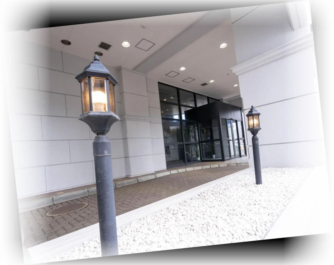 가든스_스테이_출입구