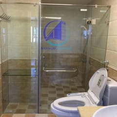 Cabin nhà tắm sử dụng cửa kính mở quay - Cửa kính cường lực nhà tắm - Cabin vách kính phòng tắm