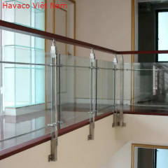 Lan can kính ban công tay vịn gỗ