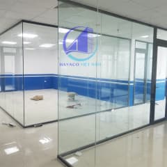 Vách kính cường lực văn phòng. - Báo giá vách kính mặt dựng, vách kính cường lực ngăn