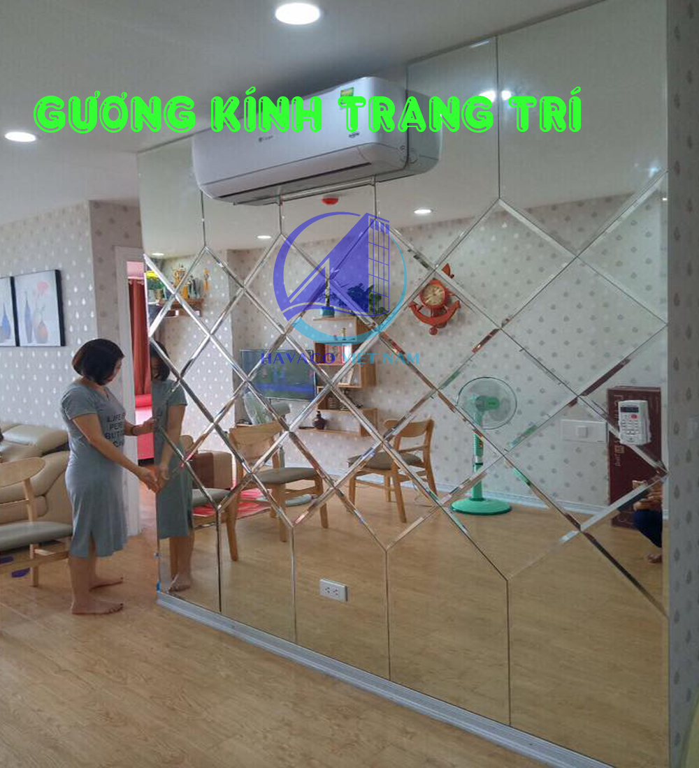 Gương soi và gương trang trí có những đặc điểm khác nhau như nào - Chuyên cắt gương kính tại hà nội giá rẻ