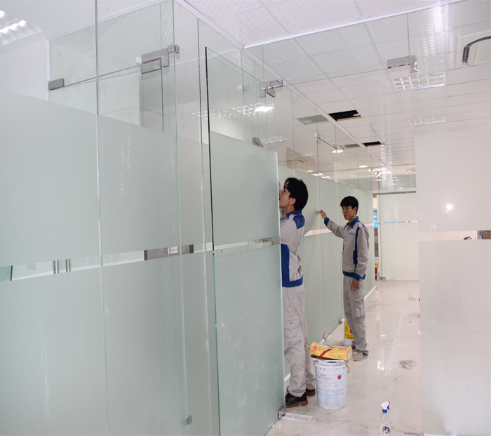Vách kính cường lực ngăn phòng - Vách kính cường lực ngăn phòng khách