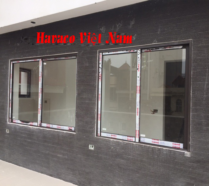 Cửa sổ đối diện cửa phòng ngủ​ - Các cách thiết kế cửa sổ phòng khách