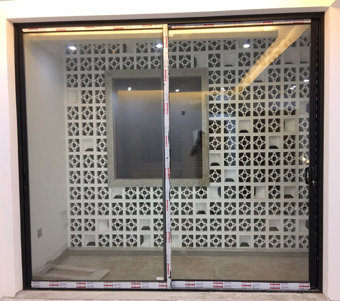 Cửa đi mở lùa trượt nhôm Xingfa - Cửa nhôm xingfa mở lùa trượt hệ 93 cực đẹp cực chất.