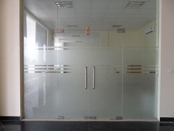 Mẫu giấy dán cửa kính đẹp - Decal dán cửa kính cường lực