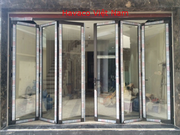 Cửa xếp trượt Xingfa 6 cánh